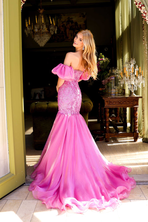 Ava Presley 39570 fitted dress with bubble sleeves